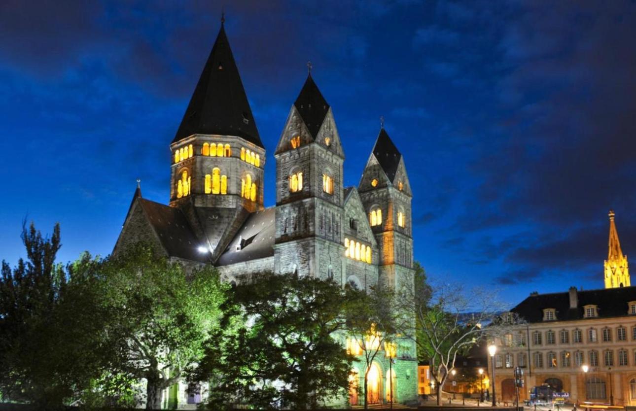 Serenity Bed Palace 2 Metz Gare Luaran gambar